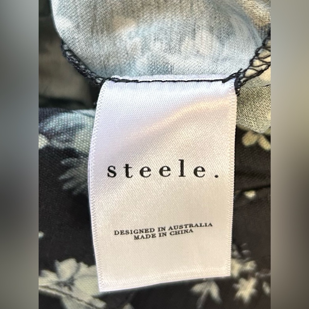 STEELE the Label Stasia Boiler Suit Sz Small Gray Blue Floral Coveralls Jumpsuit - Picture 9 of 10